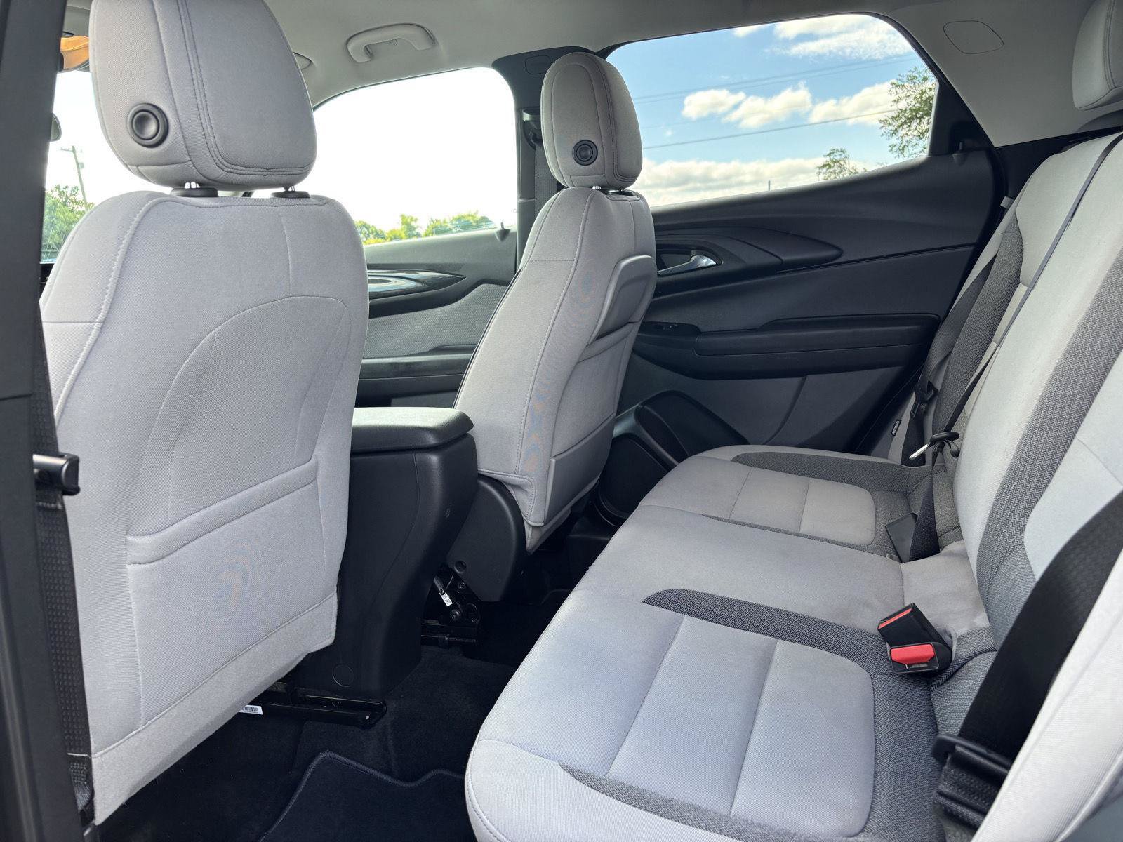 Used 2025 Chevrolet TrailBlazer LT AWD/4WD image 17
