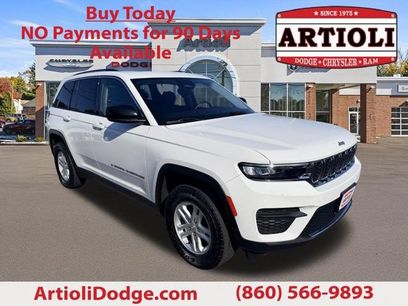 Certified 2023 Jeep Grand Cherokee Laredo w/ Luxury Tech Group I