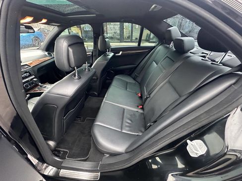 Used 2012 Mercedes-Benz C 300 4MATIC Sedan image 9