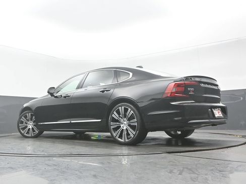 Used 2023 Volvo S90 B6 Ultimate w/ Protection Package Premier AWD/4WD image 30