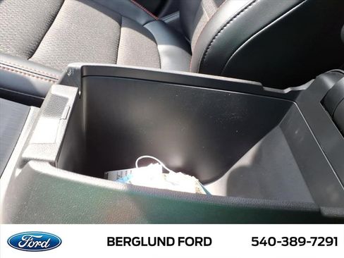 Used 2024 Ford Escape ST-Line w/ Tech Pack #1 image 29
