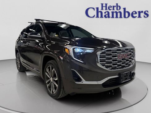 Used 2020 GMC Terrain Denali w/ Denali Premium Package image 1