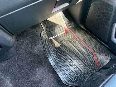 Used 2016 RAM 2500 Tradesman w/ Chrome Appearance Group image 15