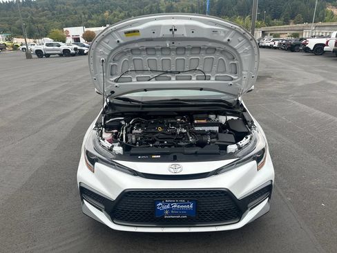 Used 2022 Toyota Corolla SE FWD image 4