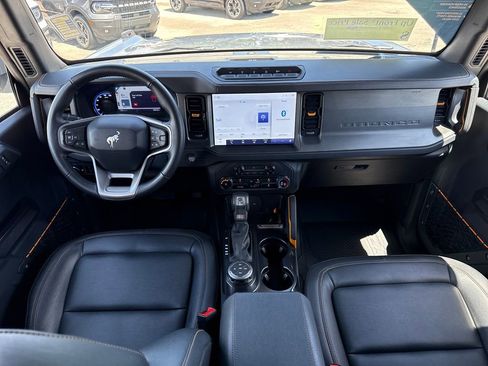 Used 2024 Ford Bronco Badlands AWD/4WD image 6