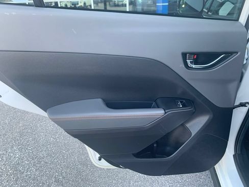 Used 2024 Subaru Crosstrek 2.5i Limited AWD/4WD image 18