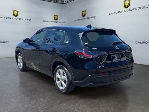 Used 2023 Honda HR-V LX image 3