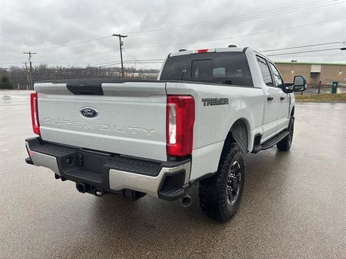 New 2026 Ford F350 XLT w/ Tremor Off-Road Package AWD/4WD image 4