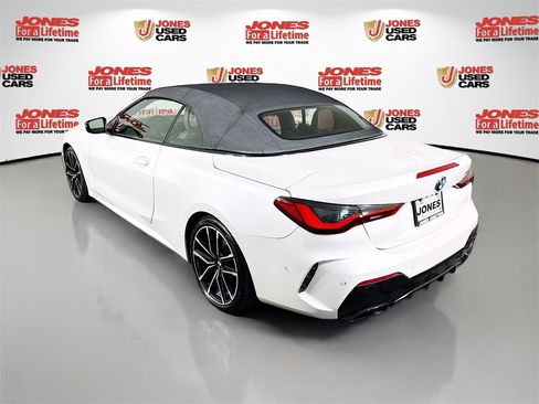 Used 2021 BMW M440i Convertible w/ Premium Package image 2