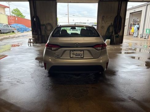 Used 2024 Toyota Corolla LE FWD image 7