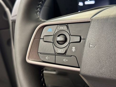 New 2026 Nissan Sentra SL FWD image 31