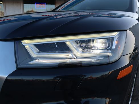 Used 2019 Audi Q5 2.0T Premium Plus w/ Premium Plus Package image 47