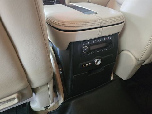 Used 2008 Cadillac Escalade ESV AWD image 14