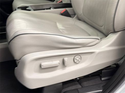 Used 2021 Honda Odyssey Elite image 16