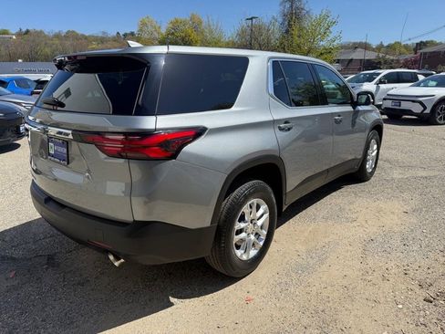 Used 2023 Chevrolet Traverse LS w/ Safety Package AWD/4WD image 6