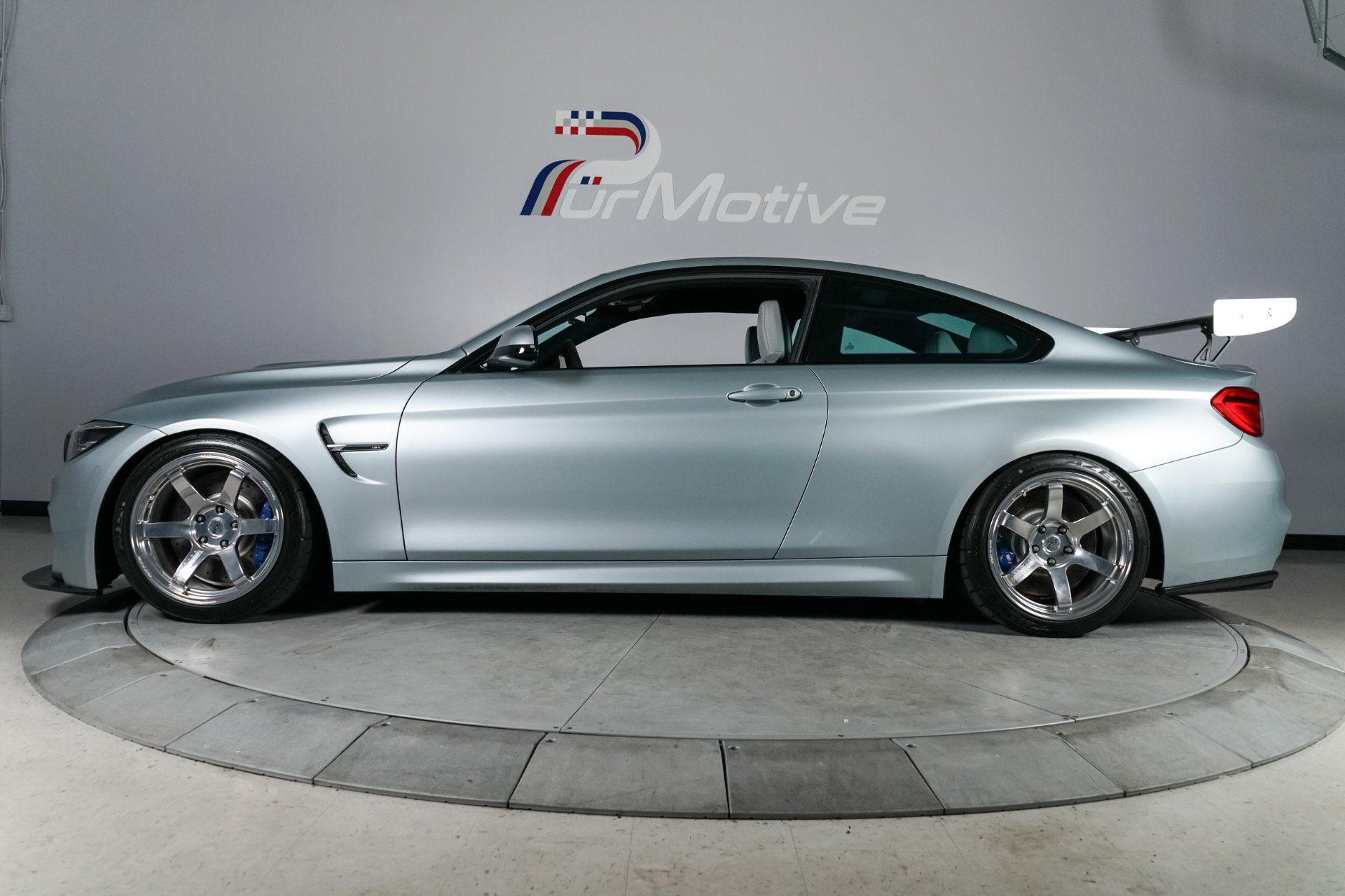 Used 2015 BMW M4 Coupe RWD image 3