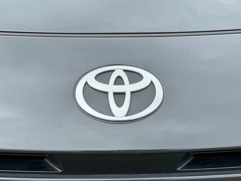 Certified 2025 Toyota Camry SE w/ Convenience Package image 47