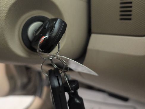 Used 2012 Ford Escape Limited image 38