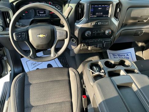 Used 2026 Chevrolet Silverado 1500 Custom image 10
