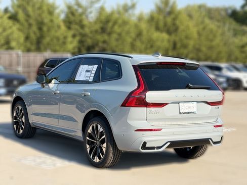New 2027 Volvo XC60 B5 Plus AWD/4WD image 4