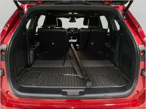 Used 2021 Toyota Highlander XSE image 7