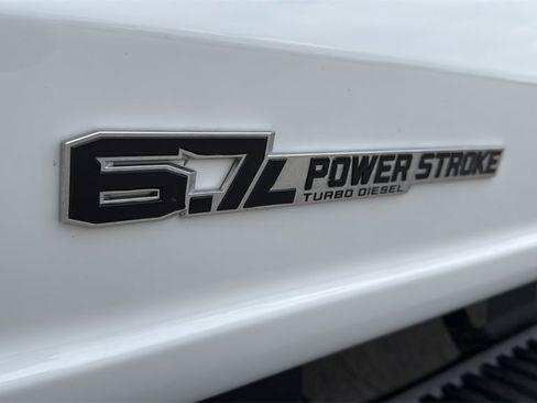 Used 2025 Ford F250 XLT w/ FX4 Off-Road Package image 36