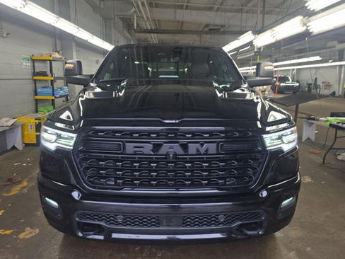 Used 2025 RAM 1500 Limited AWD/4WD image 4