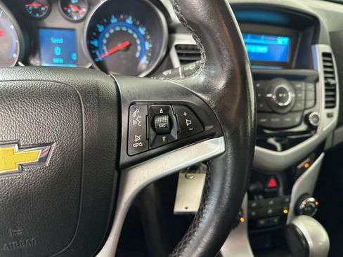 Used 2011 Chevrolet Cruze LT image 16