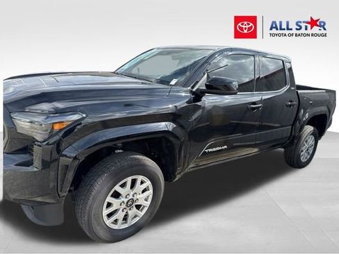 Used 2025 Toyota Tacoma SR5 RWD image 1