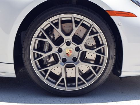 Certified 2026 Porsche 911 Carrera S RWD image 25