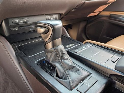 Used 2021 Lexus ES 350 w/ Premium Package image 11