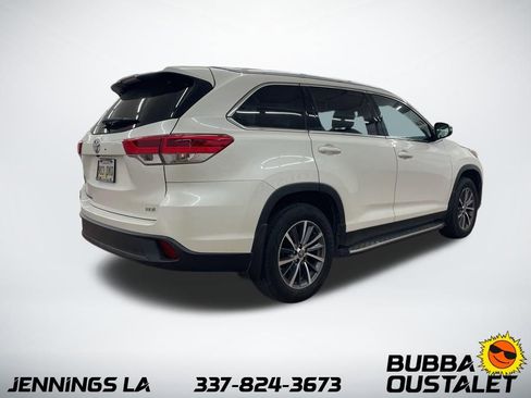 Used 2019 Toyota Highlander XLE image 5