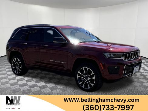 Used 2023 Jeep Grand Cherokee Overland AWD/4WD image 1