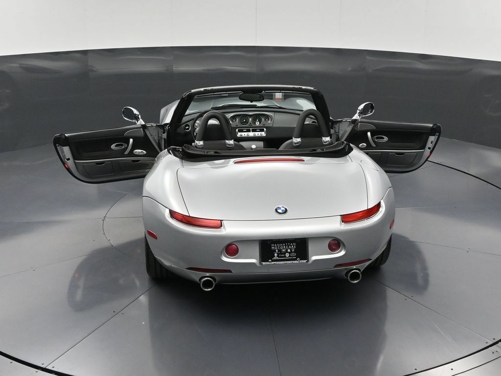 Used 2001 BMW Z8 RWD image 40