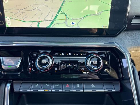 New 2026 GMC Sierra 3500 Denali w/ Denali Reserve Package image 12