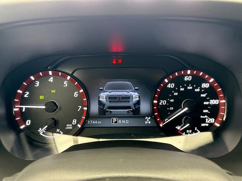 Used 2025 Nissan Frontier PRO-4X w/ Tow Package image 13