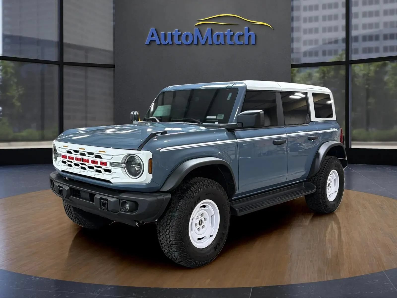 Used 2025 Ford Bronco Heritage Edition AWD/4WD image 4