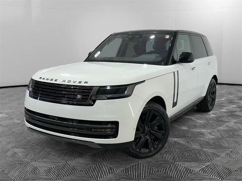 Used 2023 Land Rover Range Rover SE image 1