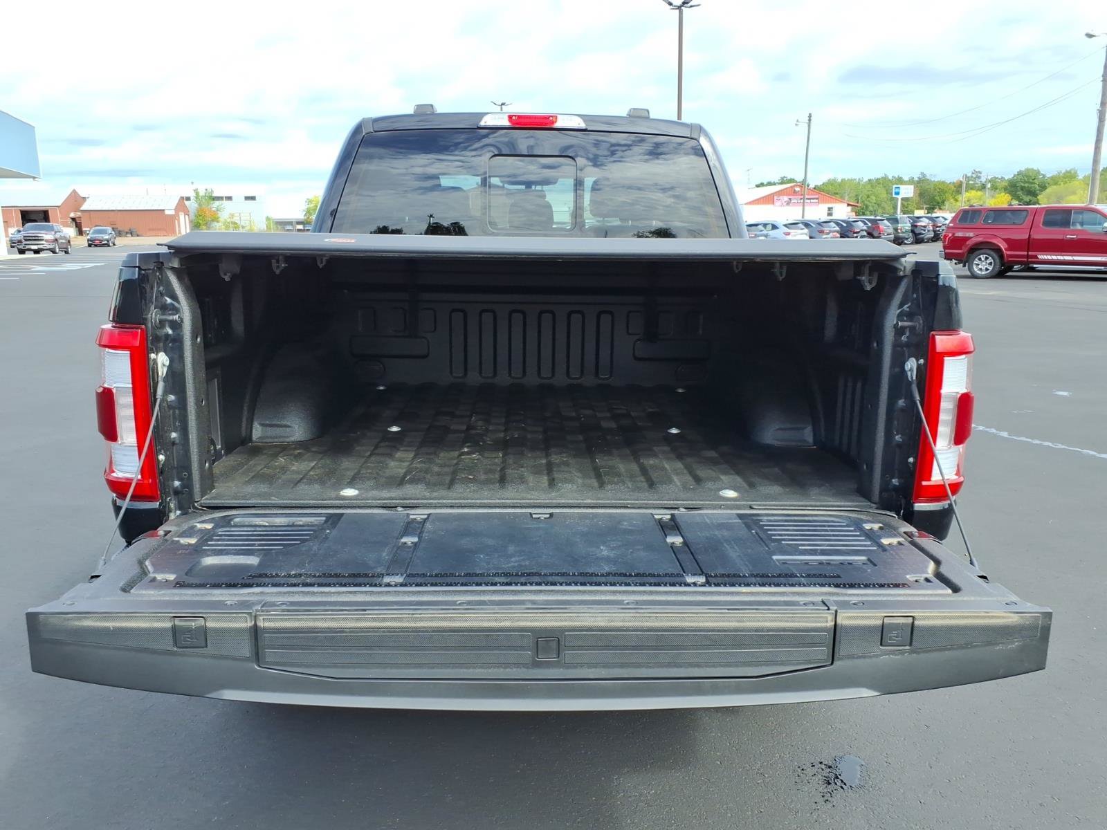 Used 2022 Ford F150 Lariat w/ Equipment Group 502A High AWD/4WD image 15