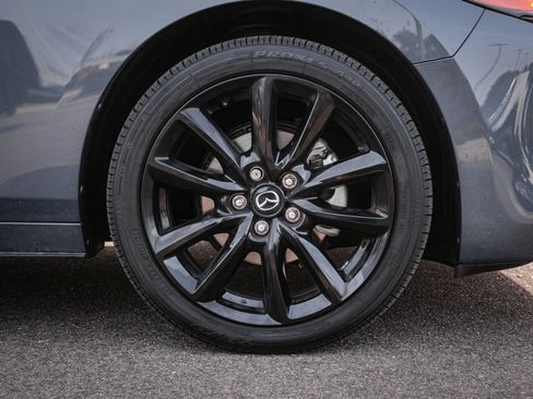 Certified 2025 MAZDA MAZDA3 2.5 S Hatchback w/ Premium Pkg image 13