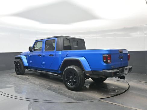 Used 2021 Jeep Gladiator Sport AWD/4WD image 4