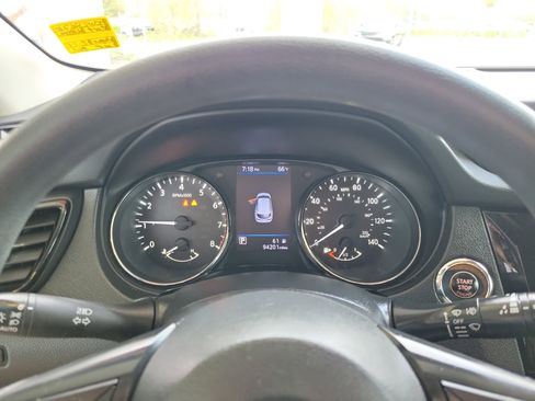 Used 2019 Nissan Rogue Sport SV image 19