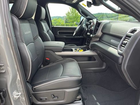 New 2026 RAM 2500 Laramie AWD/4WD image 27