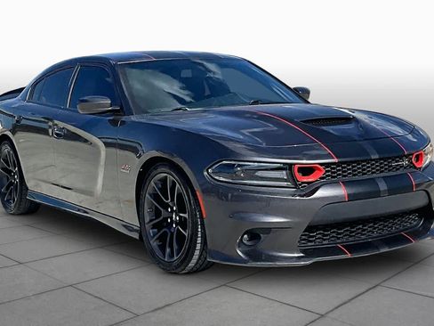 Used 2020 Dodge Charger Scat Pack RWD image 3