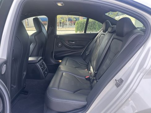 Used 2018 BMW M3 image 23