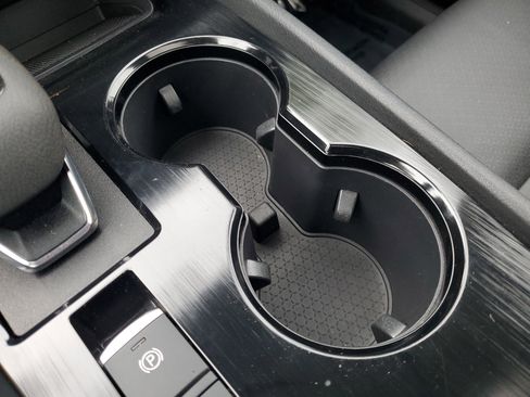 Certified 2021 Nissan Rogue SV w/ Premium Package image 26