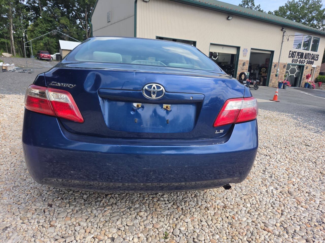 Used 2009 Toyota Camry LE FWD image 5