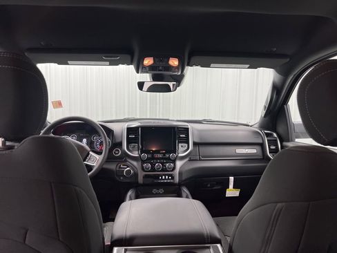 Used 2025 RAM 1500 Lone Star image 14