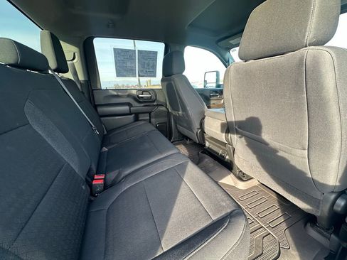 Used 2022 Chevrolet Silverado 2500 LT image 32