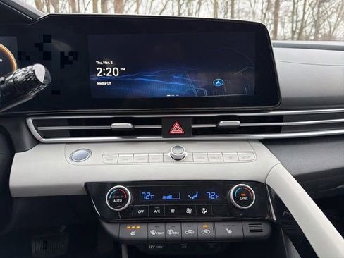 Certified 2023 Hyundai Elantra Limited w/ Cargo Package image 19